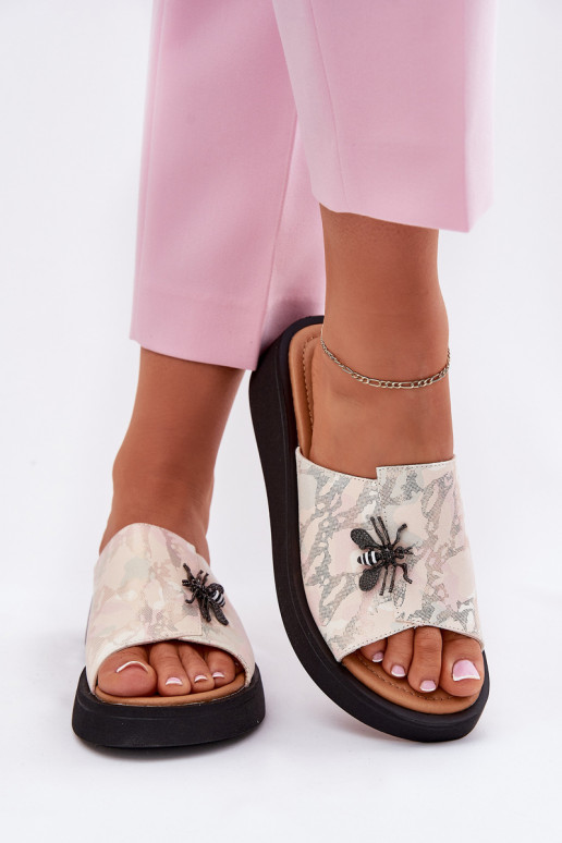 Zapatillas de cuero Femenino Z Broszką Vinceza 66752 beige