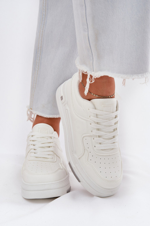 Bajo Zapatillas modelo zapatos. Femenino Big Star RR274A310 HI-POLY SYSTEM el color blanco