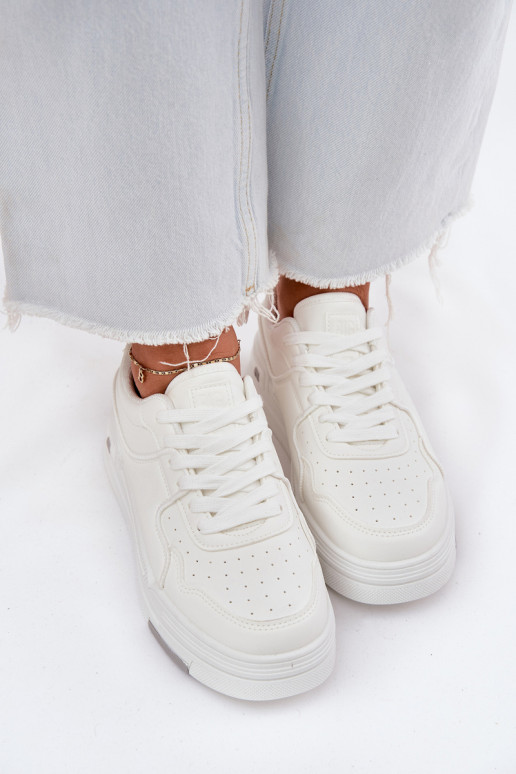 Bajo Zapatillas modelo zapatos. Femenino Big Star RR274A310 HI-POLY SYSTEM el color blanco