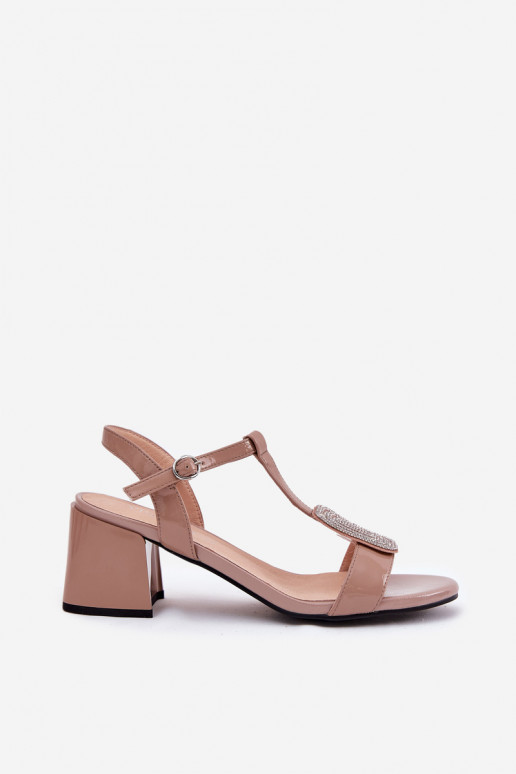Piel Sandalias lacadas para mujer. con tacones con adornos Vinceza 91134 beige Piel Sandalias lacadas para mujer. con tacones con adornos Vinceza 91134 beige