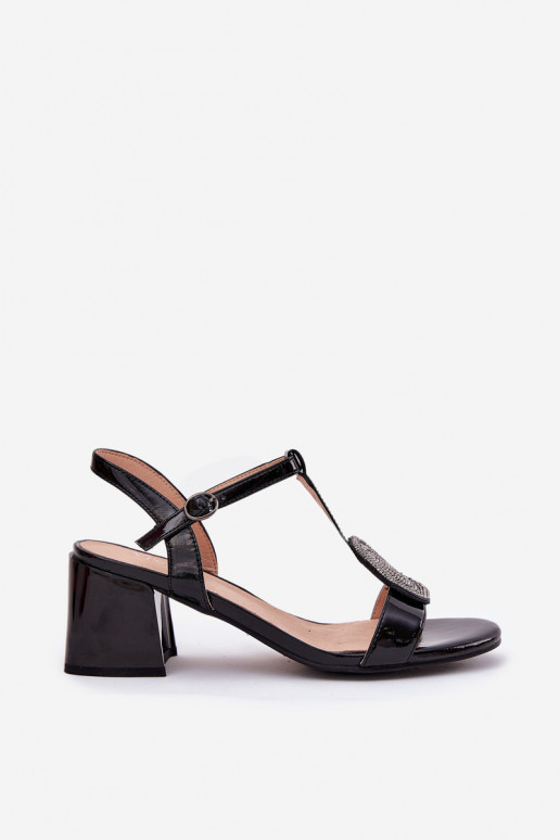 Piel Sandalias lacadas para mujer. con tacones con adornos Vinceza 91134 de color negro Piel Sandalias lacadas para mujer. con tacones con adornos Vinceza 91134 de color negro