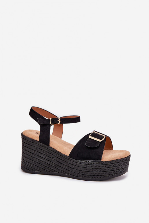 Sandalias de mujer en una cuña con hebillas de color negro Liniella Sandalias de mujer en una cuña con hebillas de color negro Liniella