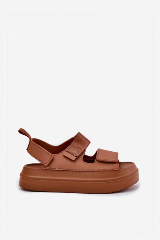Sandalias de mujer con una plataforma Z con cierre adhesivoami color marrón Nitepira Sandalias de mujer con una plataforma Z con cierre adhesivoami color marrón Nitepira