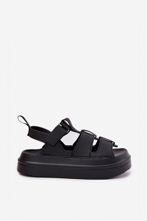 Sandalias de mujer con una plataforma de color negro Nitavelia