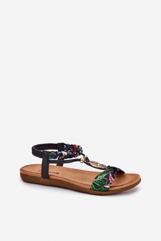 Sandalias planas para mujer. Z Plecionymi Tirasem y decoracion Artiker 56C1318 de color negro Sandalias planas para mujer. Z Plecionymi Tirasem y decoracion Artiker 56C1318 de color negro