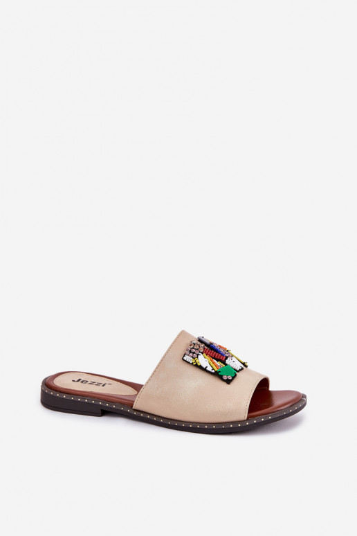 zapatillas de mujer con tacones anchos con adornos color dorado Clelione