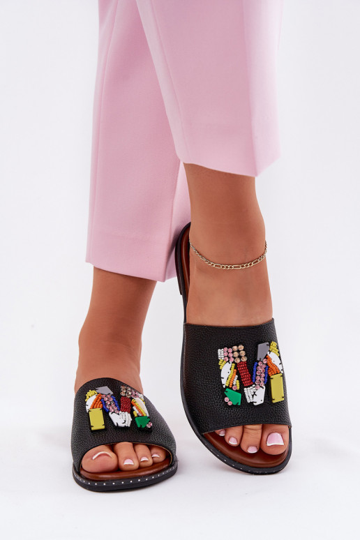 zapatillas de mujer con tacones anchos con adornos de color negro Clelione