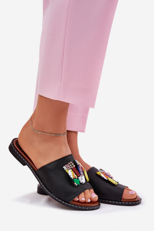 zapatillas de mujer con tacones anchos con adornos de color negro Clelione