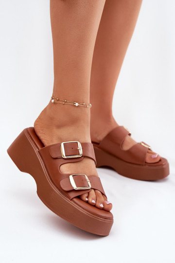 Zapatillas de mujer de color marrón con tacón y plataforma con hebillas, "Nitarelia"