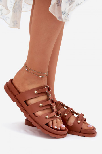 Zapatillas de mujer de color marrón con tiras, "Pasiriela"