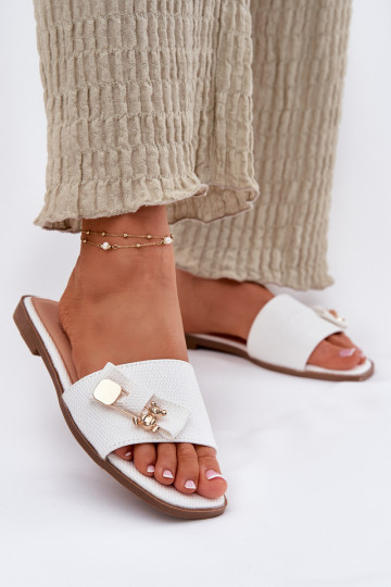 zapatillas de mujer con tacones anchos con cintas el color blanco Sallariela 2