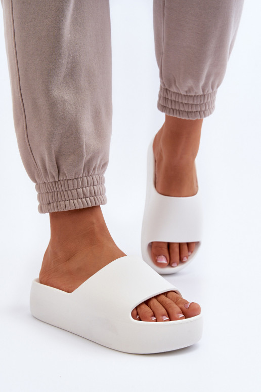 Femenino Zapatillas Sobre una suela gruesa el color blanco Oreithano