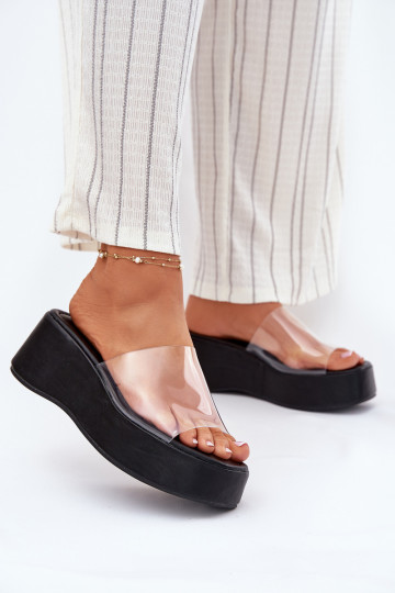 zapatillas de mujer Z Transparentnym Tirasem en una cuña de color negro Meltiana 2