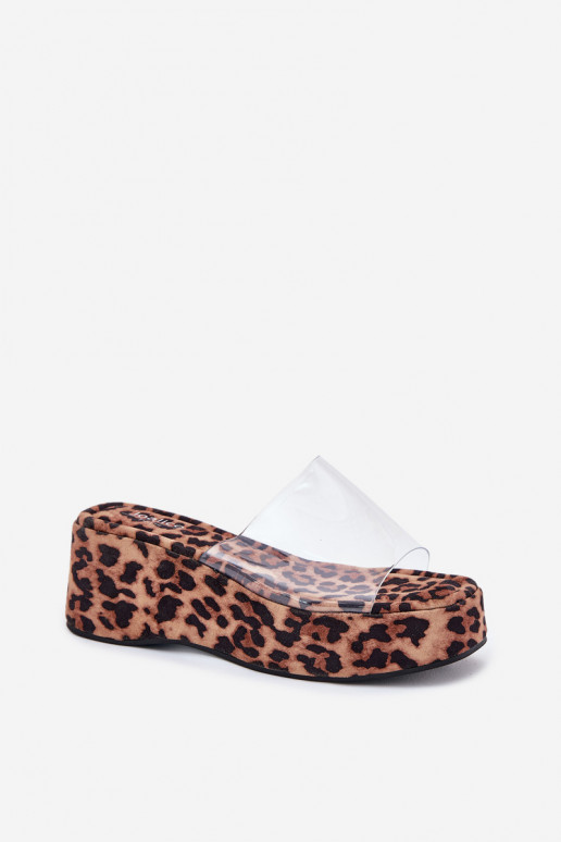 zapatillas de mujer Z Transparentnym Tirasem en una cuña con estampados de piel de leopardo Meltiana