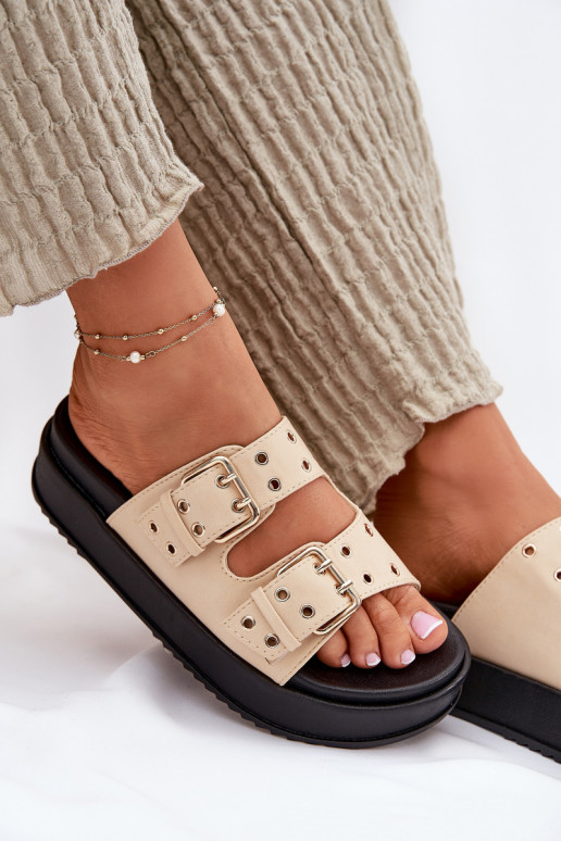 zapatillas de mujer con hebillas con una plataforma beige Nilatha