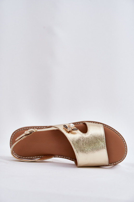 Sandalias planas para mujer. Con decoraciones Detalem Vinceza 17378 color dorado
