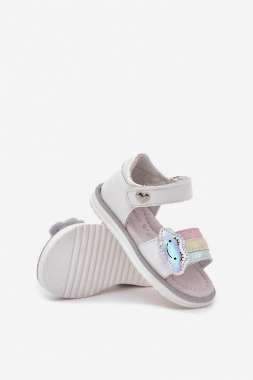 sandalias para niños con sujetadores adhesivos el color blanco Orailla sandalias para niños con sujetadores adhesivos el color blanco Orailla