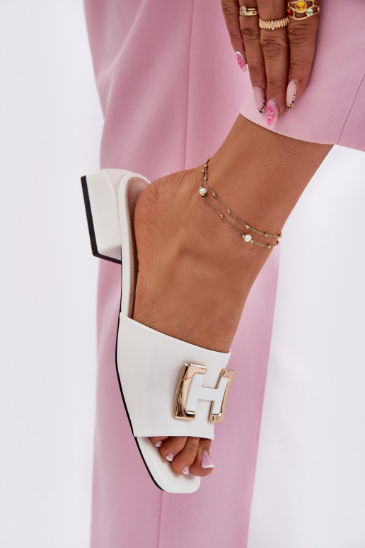 Estilo elegante zapatillas de mujer reloj Ze color doradom Detalem Vinceza 62229 el color blanco Estilo elegante zapatillas de mujer reloj Ze color doradom Detalem Vinceza 62229 el color blanco