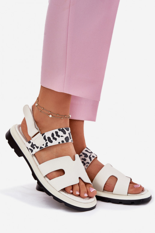 Sandalias de mujer Femenino con tacones anchos con estampados de piel de leopardo Vinceza 66780 beige Sandalias de mujer Femenino con tacones anchos con estampados de piel de leopardo Vinceza 66780 beige