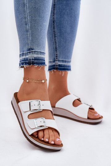 Zapatillas de mujer blancas con hebillas, Inblu CP000042 2