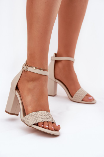 Sandalias de mujer de tacón con tira trenzada Asdine en color arena 2