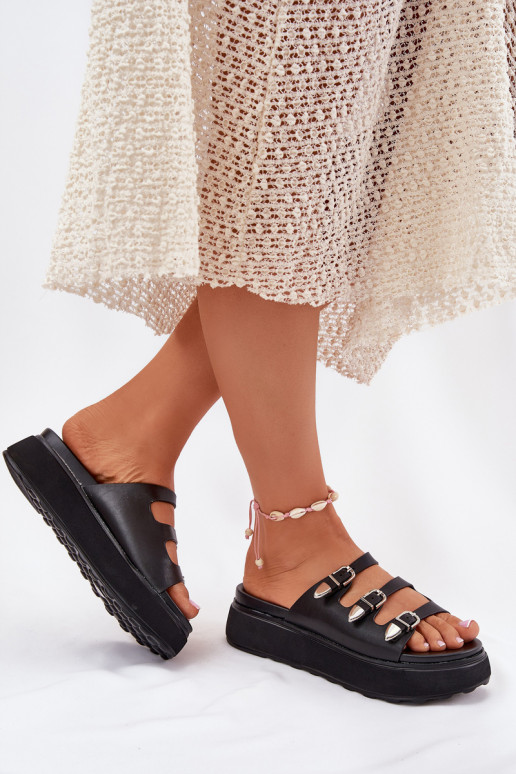 zapatillas de mujer con una plataforma con rayas de color negro Nimiotte
