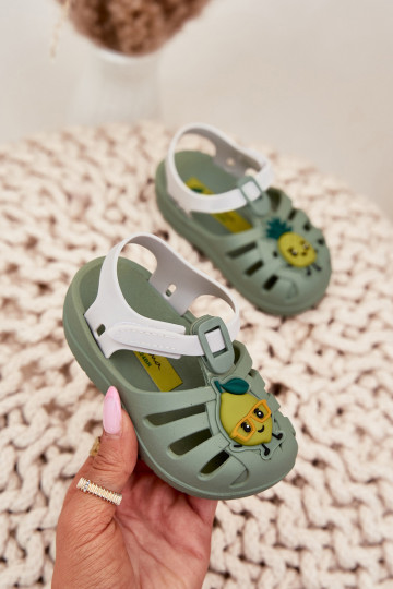 Sandalias infantiles con cierres adhesivos Ipanema Summer XIV Baby 83615 color verde