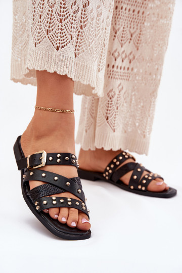 Zapatillas de mujer decoradas con tacones anchos y tiras con hebillas Tai turinitte color negro 2