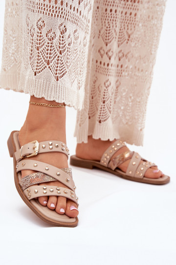 Zapatillas de mujer decoradas con tacones anchos y tiras con hebillas Tai turinitte color arena 2