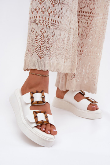 Chanclas de mujer de piel sintética con plataforma y hebillas Xanivia color blanco 2