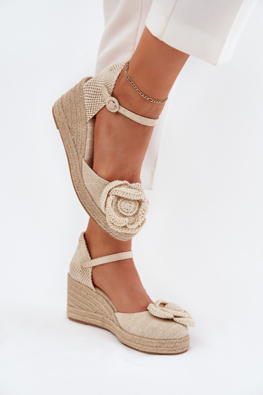 Femenino Sandalias plataforma Con Trenza I SzydełkoAym Una flor beige Ismilea