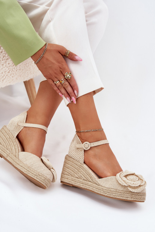Femenino Sandalias plataforma Con Trenza I SzydełkoAym Una flor beige Ismilea