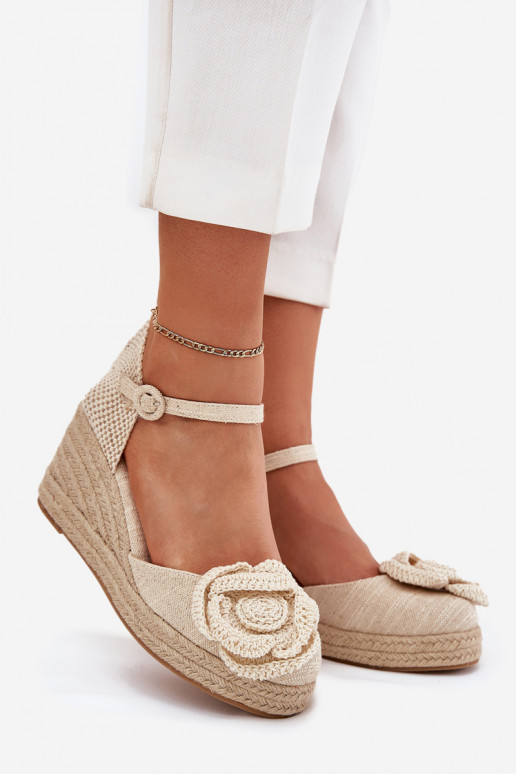 Femenino Sandalias plataforma Con Trenza I SzydełkoAym Una flor beige Ismilea