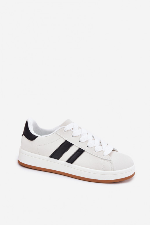 zapatillas Zapatillas modelo zapatos. Femenino de cuero ecológico el color blanco Ravina zapatillas Zapatillas modelo zapatos. Femenino de cuero ecológico el color blanco Ravina