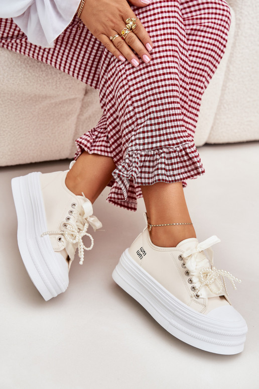 Zapatos de ocio con una plataforma Con decoraciones atándosem beige Tivora