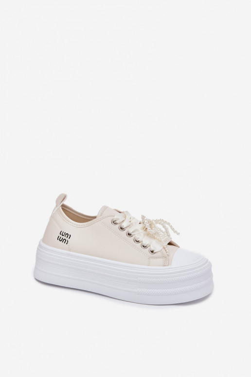Zapatos de ocio con una plataforma Con decoraciones atándosem beige Tivora