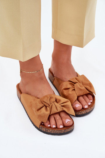 Chanclas marrones para mujer "Seressa" con suela de corcho y lazo
