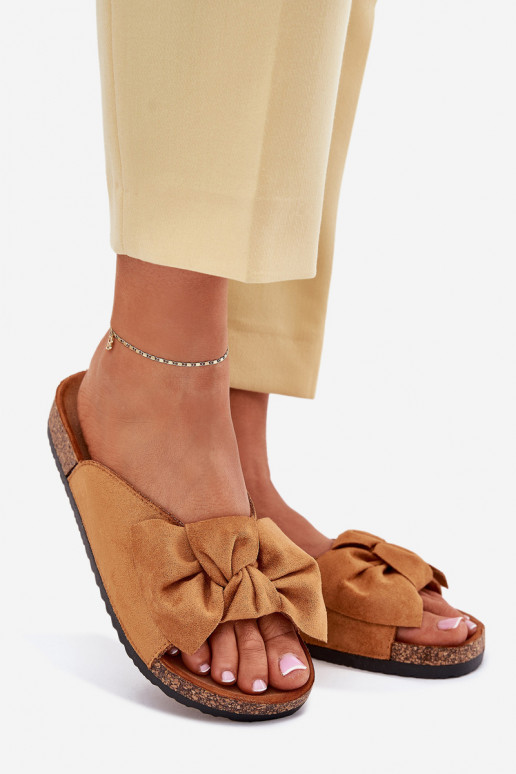 zapatillas de mujer Sobre suela de corcho Kokardką color marrón Seressa