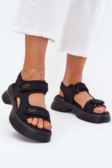 Sandalias de mujer con detalles dorados Luvira color negro 2