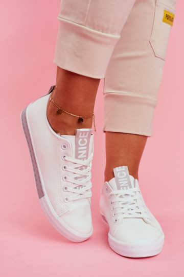 Zapatillas modelo clásico. color gris Ville