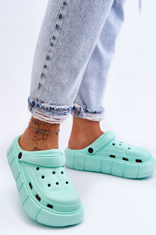 Chanclas tipo crocs con plataforma elevada color menta Beckett