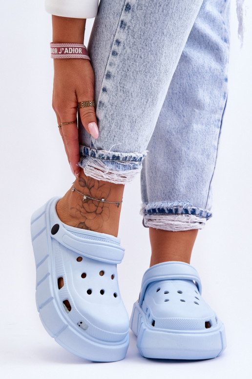 Chanclas tipo crocs con plataforma elevada Azul claro Beckett