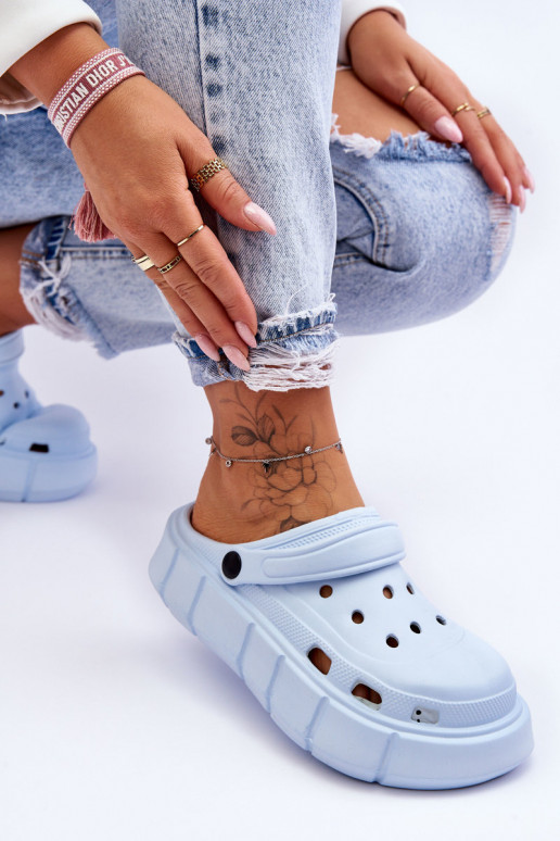 Chanclas tipo crocs con plataforma elevada Azul claro Beckett