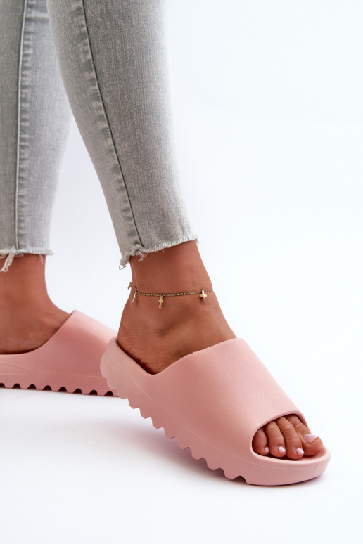 Zapatillas de moda con una plataforma color rosa Estella