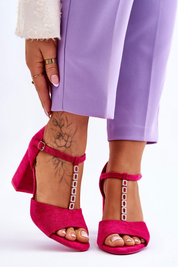 Tacones elegantes de ante con ojos centelleantes color rosa Aniya