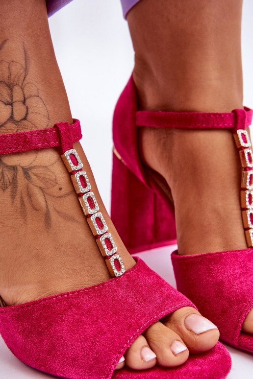 Tacones elegantes de ante con ojos centelleantes color rosa Aniya Tacones elegantes de ante con ojos centelleantes color rosa Aniya