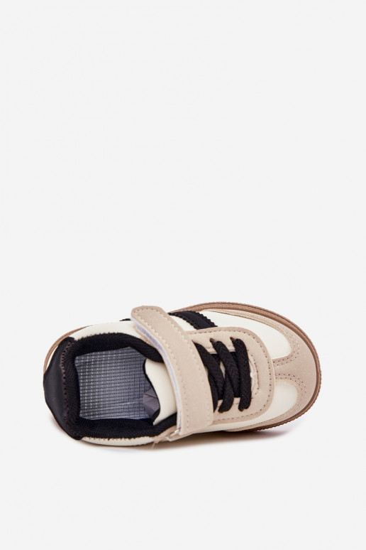 zapatillas Zapatillas modelo zapatos. Infantil con sujetadores adhesivos beige Adelina