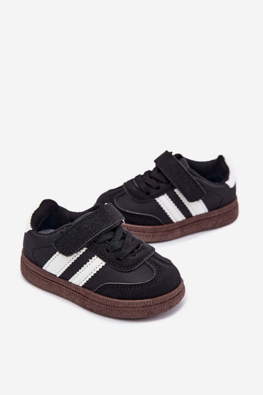 zapatillas Zapatillas modelo zapatos. Infantil con sujetadores adhesivos de color negro Adelina