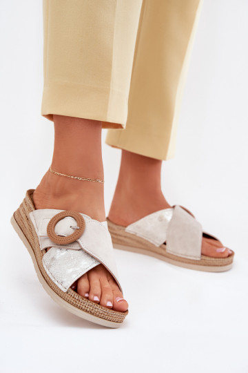 Inblu RV000012 pantuflas con plataforma decoradas con hebillas color marfil para mujer 2
