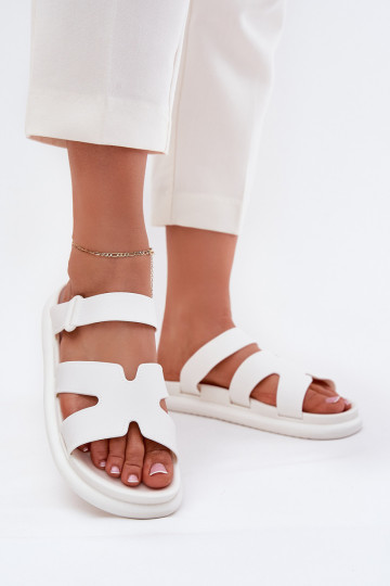 Goma zapatillas de mujer con correas el color blanco Tavirae 2